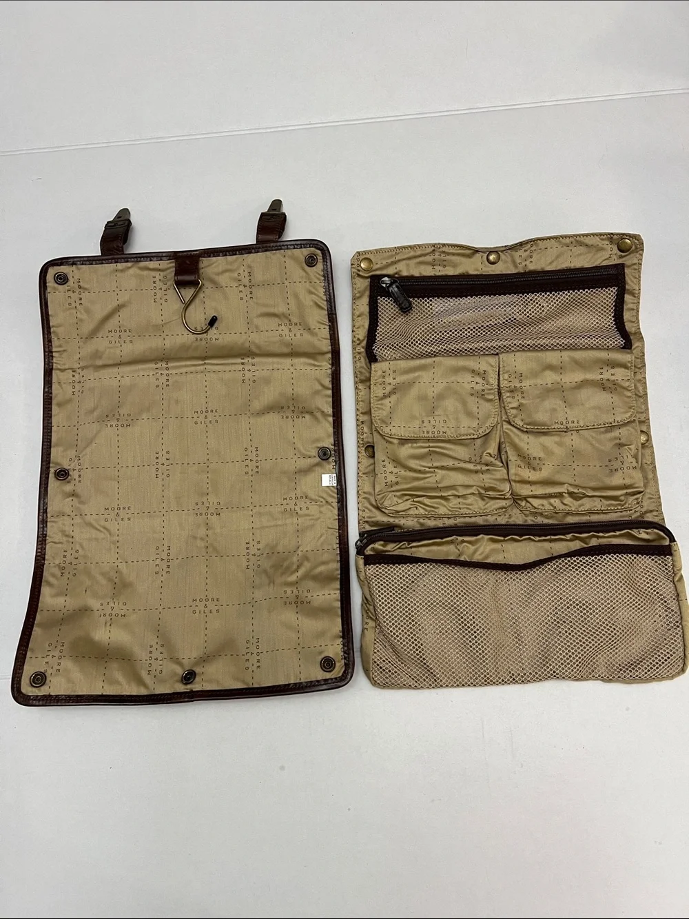 Moore & Giles Austin Hanging Wash Kit Leather Travel Bag